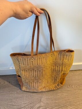 Stuart Weitzman Tan Straw Tote with Brown Leather Handles